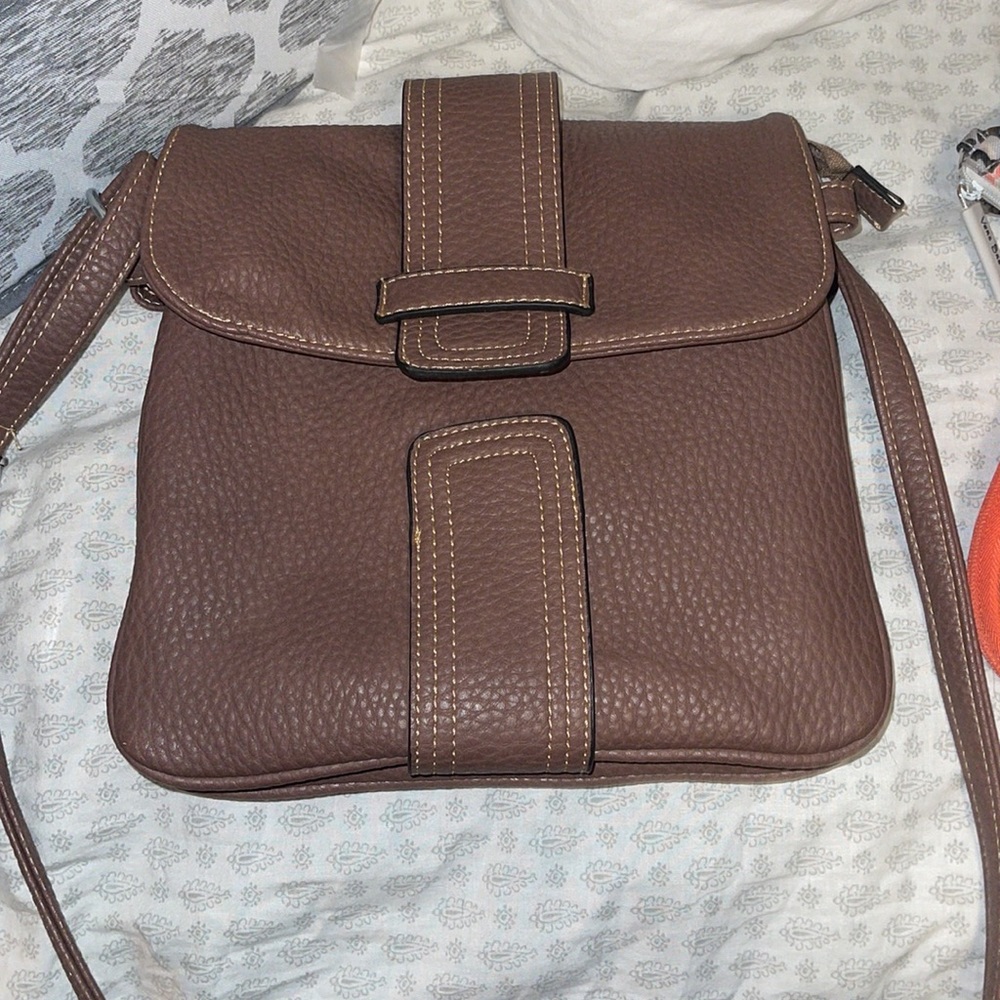 Medium size brown cross body purse